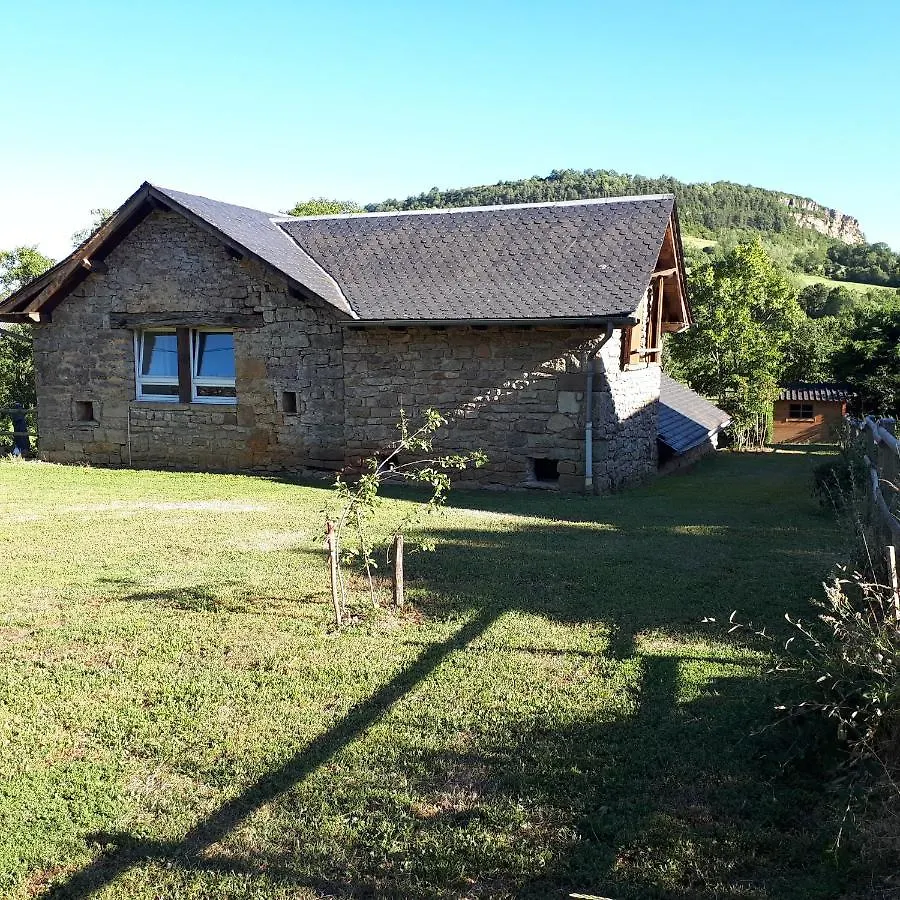 Gîte La Grange Saint-Laurent-dʼOlt